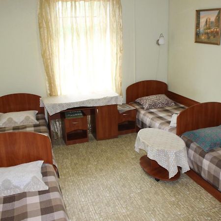 Мини-Отель Боярка Boyarka Exterior photo